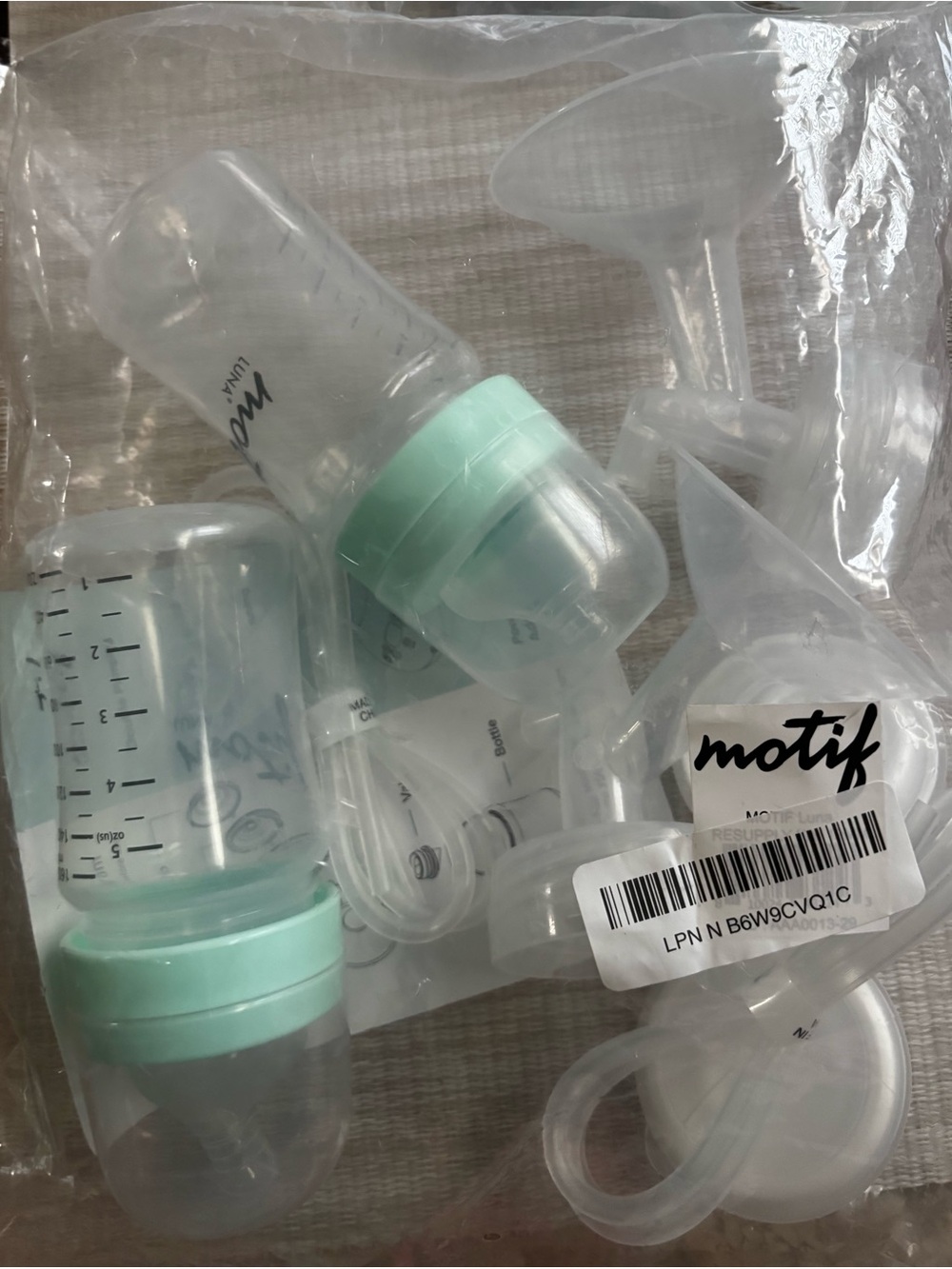 Motif Luna Pump Parts with Mint Accents